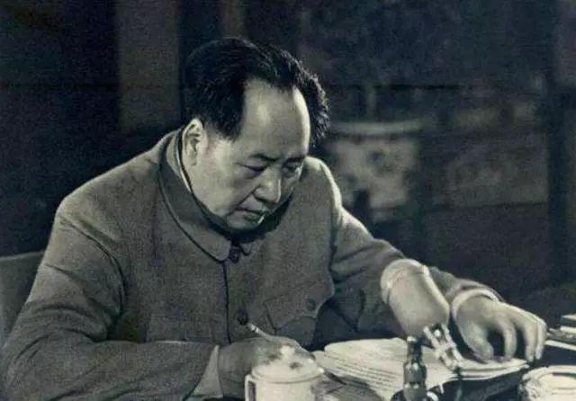 张国焘晚年向新中国申请补助，毛主席提了一个要求，他却无法做到